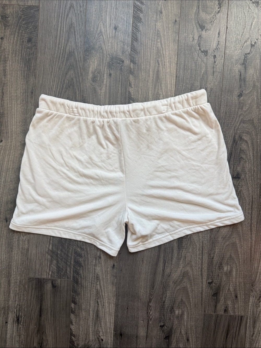 Universal Thread Ivory Drawstring Lounge Shorts - Picture 6 of 9
